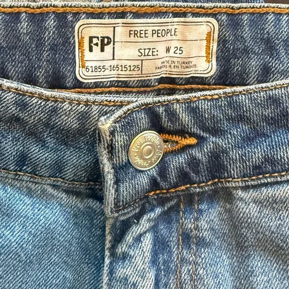 Free People Patchwork Straight Two-Toned Jeans - Picture 4 of 4